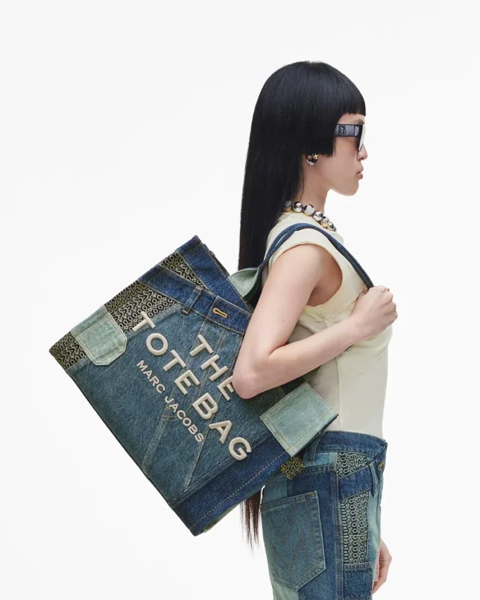 The Tote Bag grande de denim deconstruido