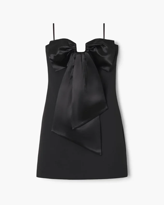 Vestido con lazo