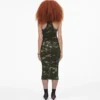 Vestido de canalé con estampado de camuflaje