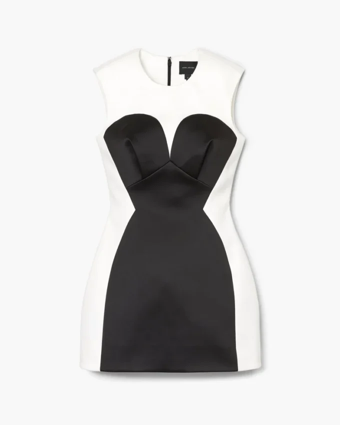 Vestido de satén con costuras